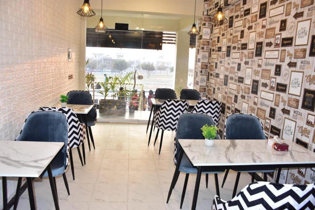 Motorway Majesty Suites Islamabad - Near Islamabad International Airport And Motorway Экстерьер фото