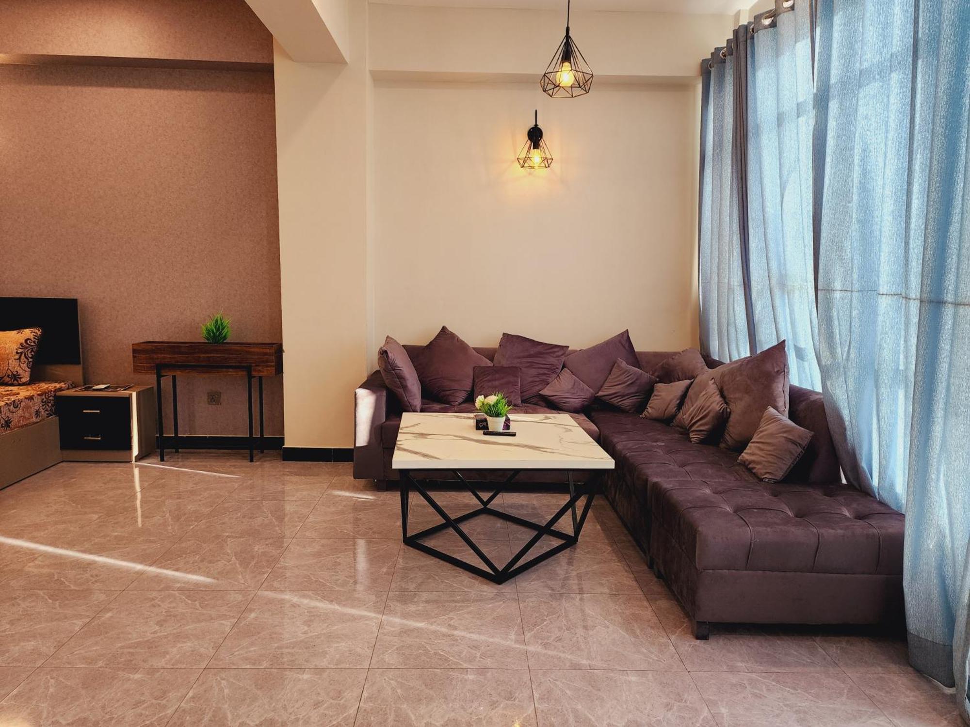 Motorway Majesty Suites Islamabad - Near Islamabad International Airport And Motorway Экстерьер фото
