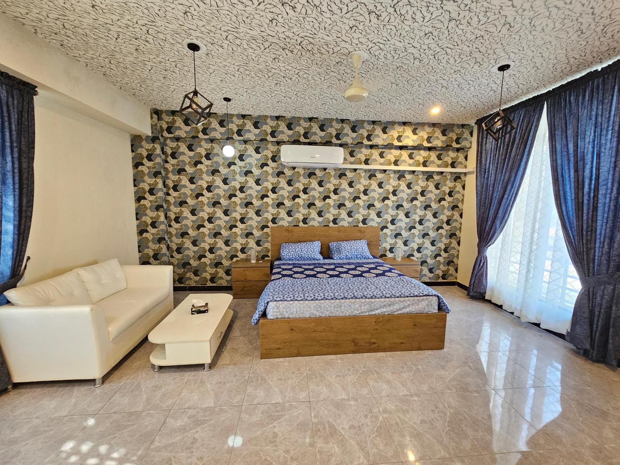 Motorway Majesty Suites Islamabad - Near Islamabad International Airport And Motorway Экстерьер фото