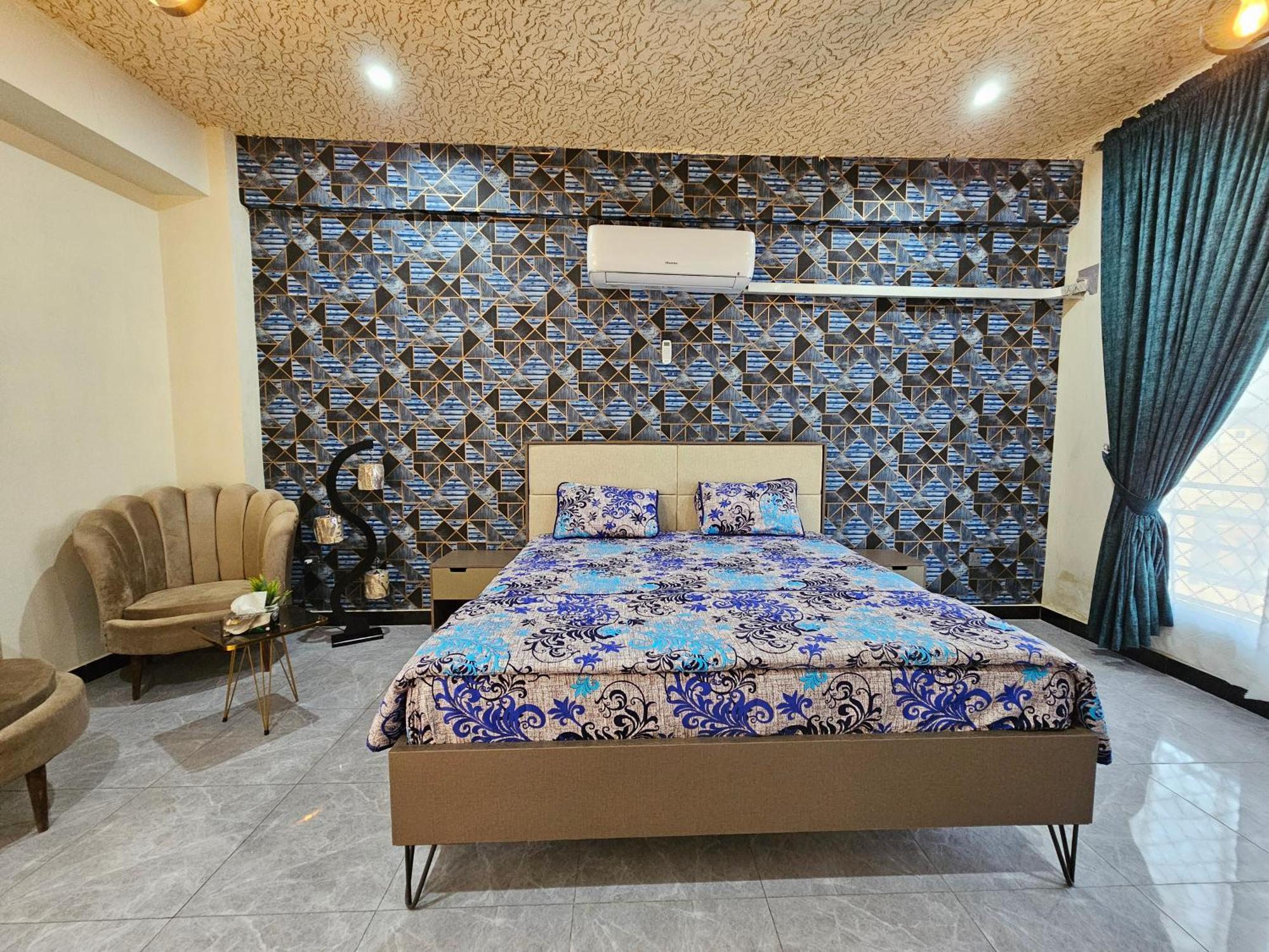 Motorway Majesty Suites Islamabad - Near Islamabad International Airport And Motorway Экстерьер фото